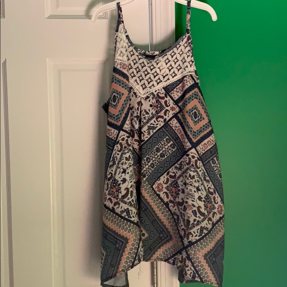 xhilaration lace designed tank